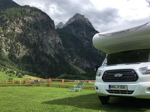 kaiyun·(中国)官方网站-全国高山越野赛选手挑战极限天气，2021崀山越野赛